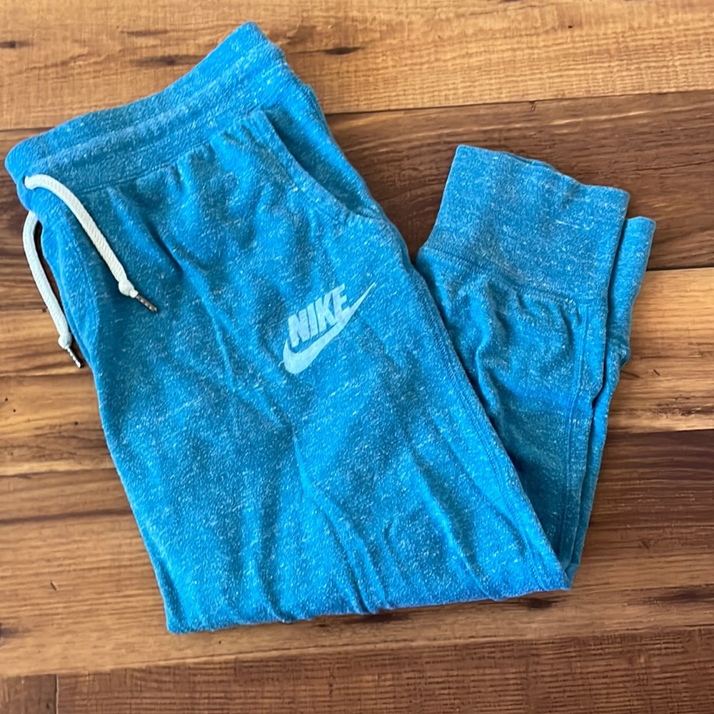 Nike Heathered Blue Capri length joggers size large
